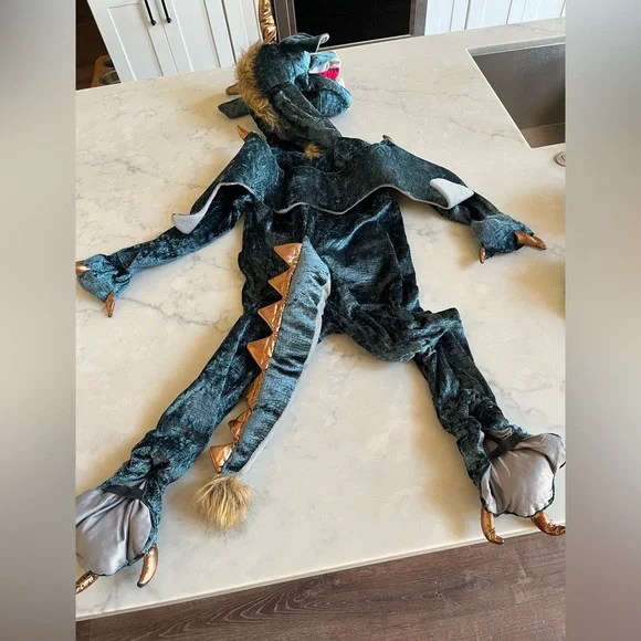 FAO Schwarz Dragon costume 5T - Picture 7 of 14